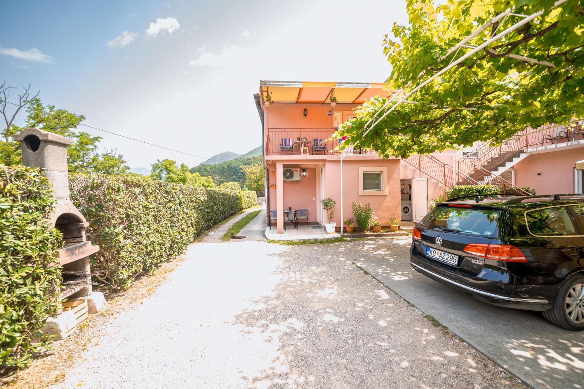 Paunovic Apartments Tivat Exterior photo