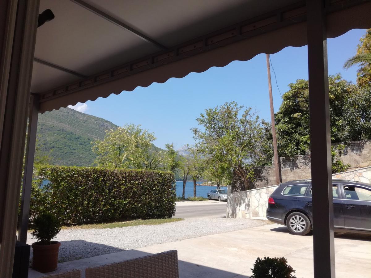 Paunovic Apartments Tivat Exterior photo