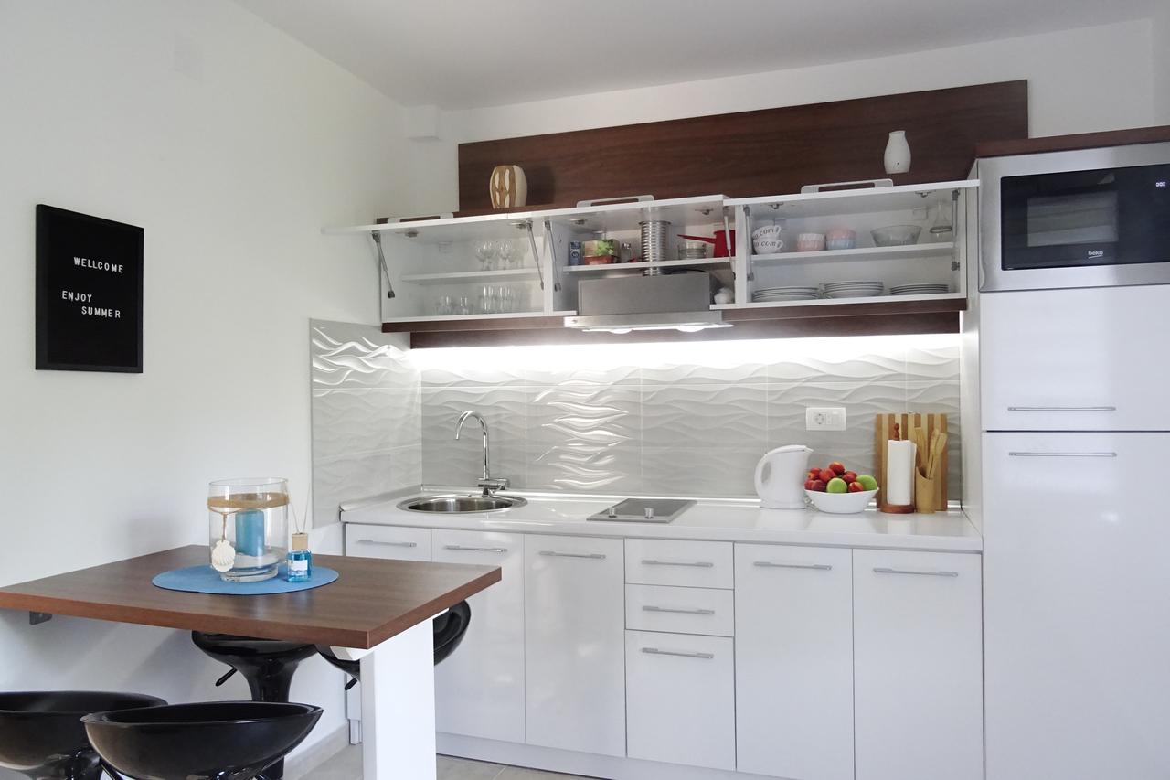 Paunovic Apartments Tivat Exterior photo